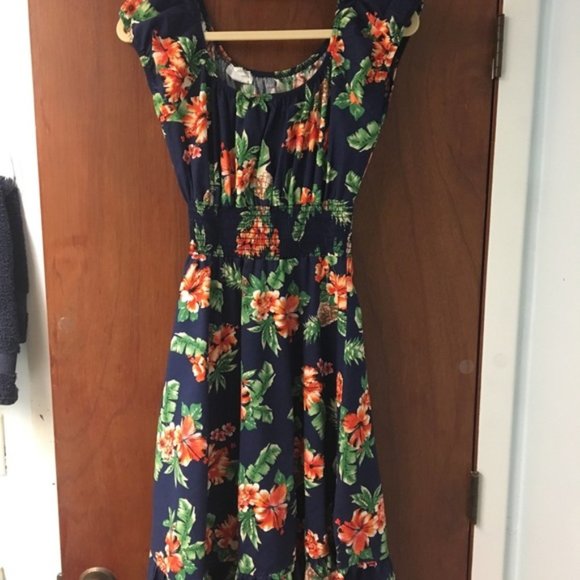 Sara Dresses & Skirts - Pineapple Paradise Rosarito Pin Up Peasant Dress